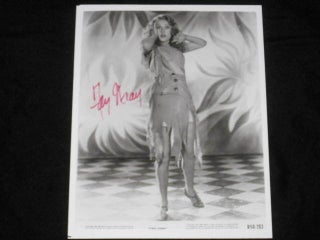 Item #09069 Photo, Signed, 8" x 10" Black and White. Fay Wray